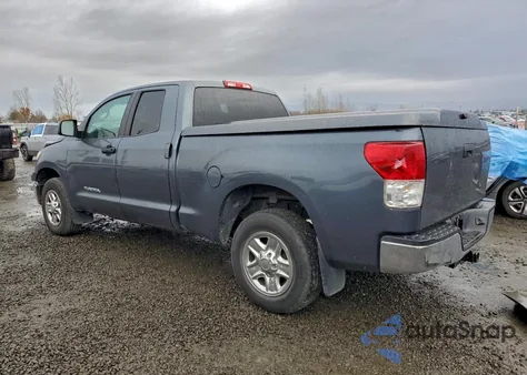 2010 Toyota Tundra Double Cab Sr5 z USA, uszkodzony, nr VIN 5TFUM5F10AX008546